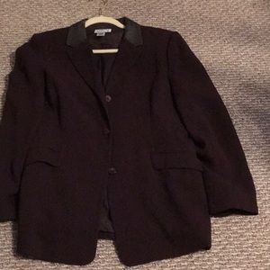 EUC, ALFANI,DARK CHOCOLATE BLAZER,SIZE 16,buttons accents on cuffs,Fabric Crepe